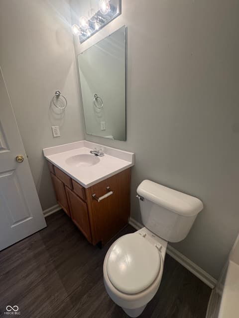 Photo of 3971 Waterfield Drive, Indianapolis, IN