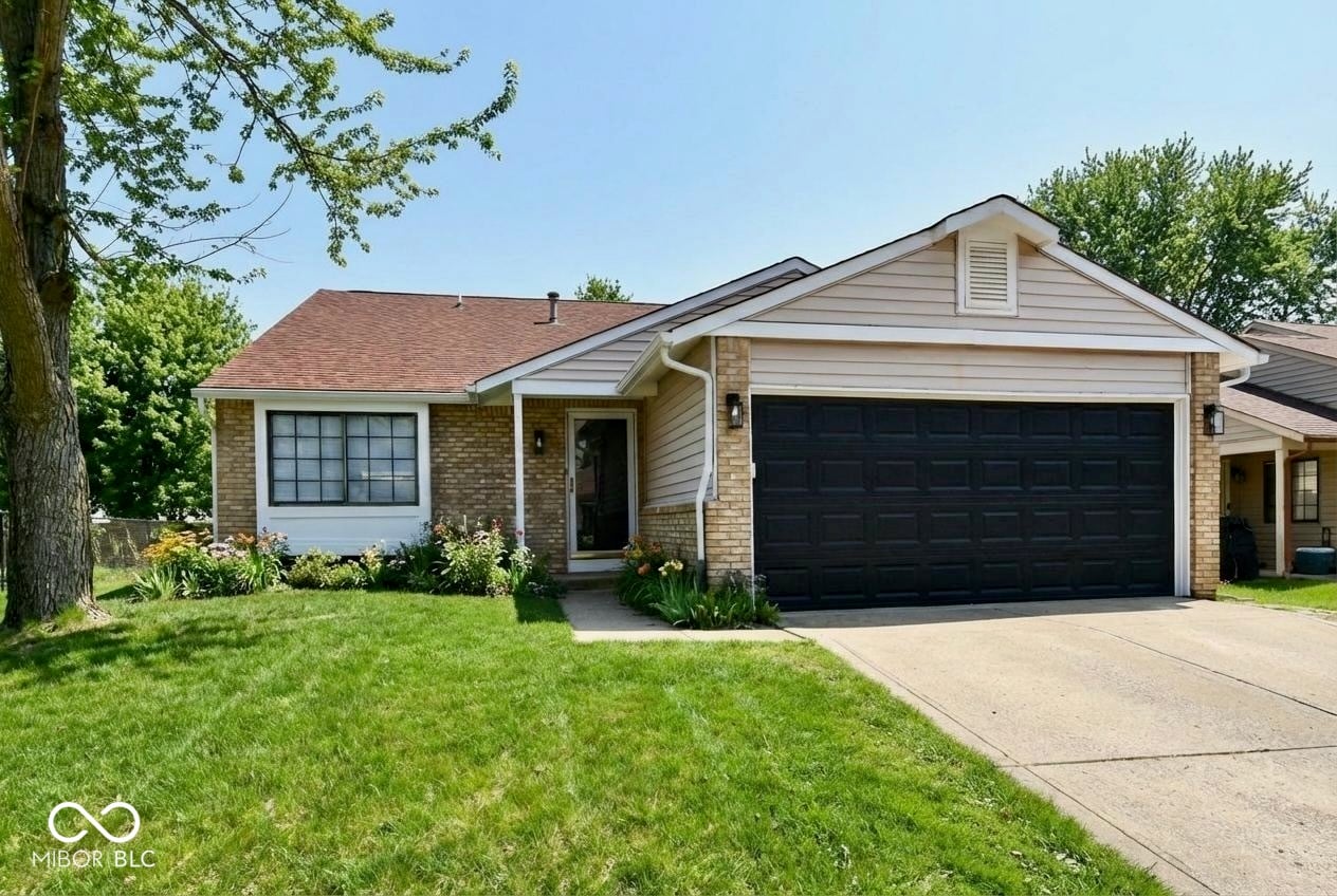Photo of 4117 Luxembourg Circle E, Indianapolis, IN