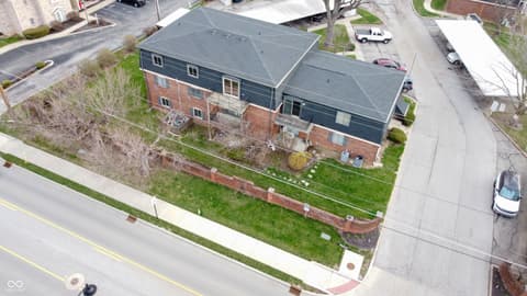 Aerial view at 320 Elmead Court, Greenwood, IN