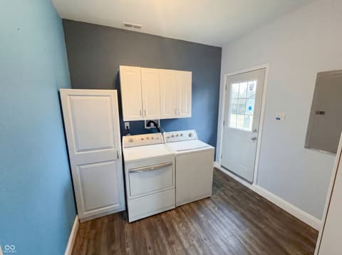 Photo of 2122 Danbury Drive, Indianapolis, IN