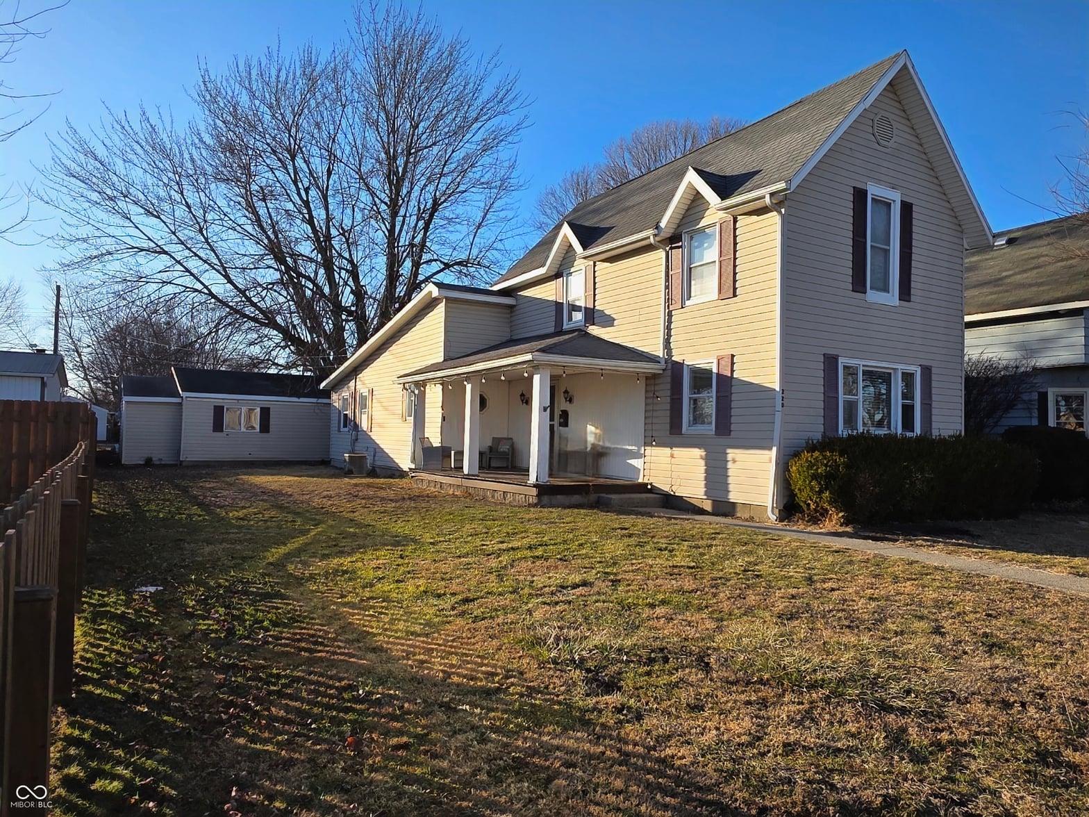 Front exterior at 220 N 11th Street, Elwood, IN