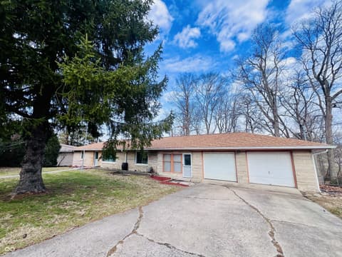 Photo of 4325 W Forrest Park Drive, Bloomington, IN