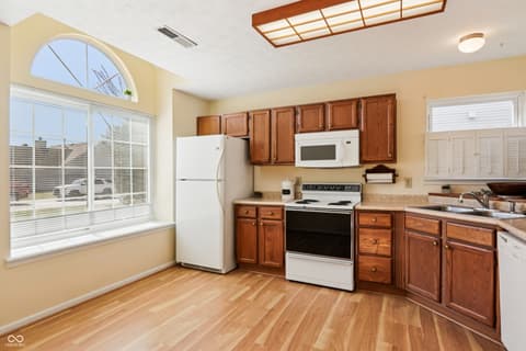Photo of 3122 Village Park North Drive, Carmel, IN