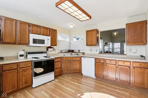 Photo of 3122 Village Park North Drive, Carmel, IN