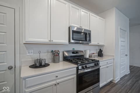 Photo of 8545 Strabet Drive, Pendleton, IN