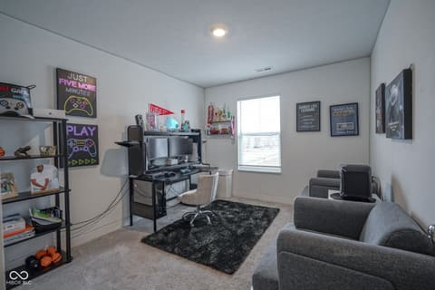 Photo of 8545 Strabet Drive, Pendleton, IN