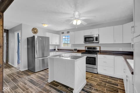 Photo of 11074 N Cross Street, Hope, IN