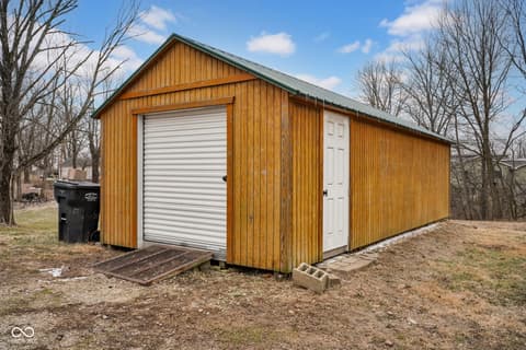 Photo of 11074 N Cross Street, Hope, IN