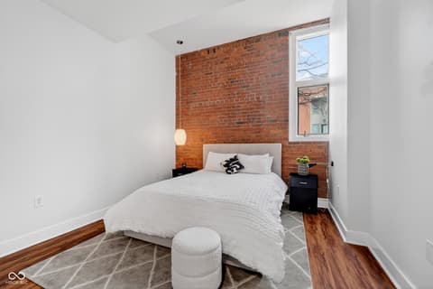 Photo of 430 N Park Avenue, Indianapolis, IN