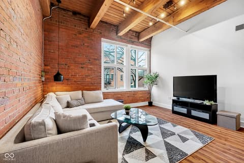 Photo of 430 N Park Avenue, Indianapolis, IN
