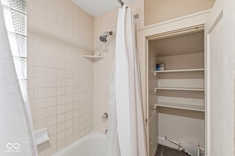 Photo of 405 N Drexel Avenue, Indianapolis, IN