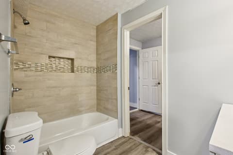 Photo of 421 W 39th Street, Indianapolis, IN
