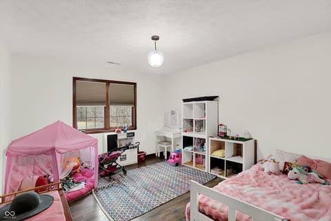 Photo of 136 W Chalet Drive, Mooresville, IN