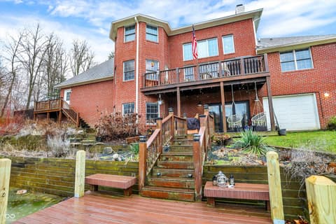 Photo of 136 W Chalet Drive, Mooresville, IN