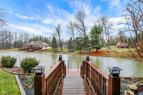 Photo of 136 W Chalet Drive, Mooresville, IN