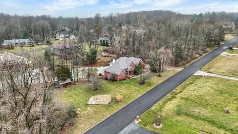 Photo of 136 W Chalet Drive, Mooresville, IN