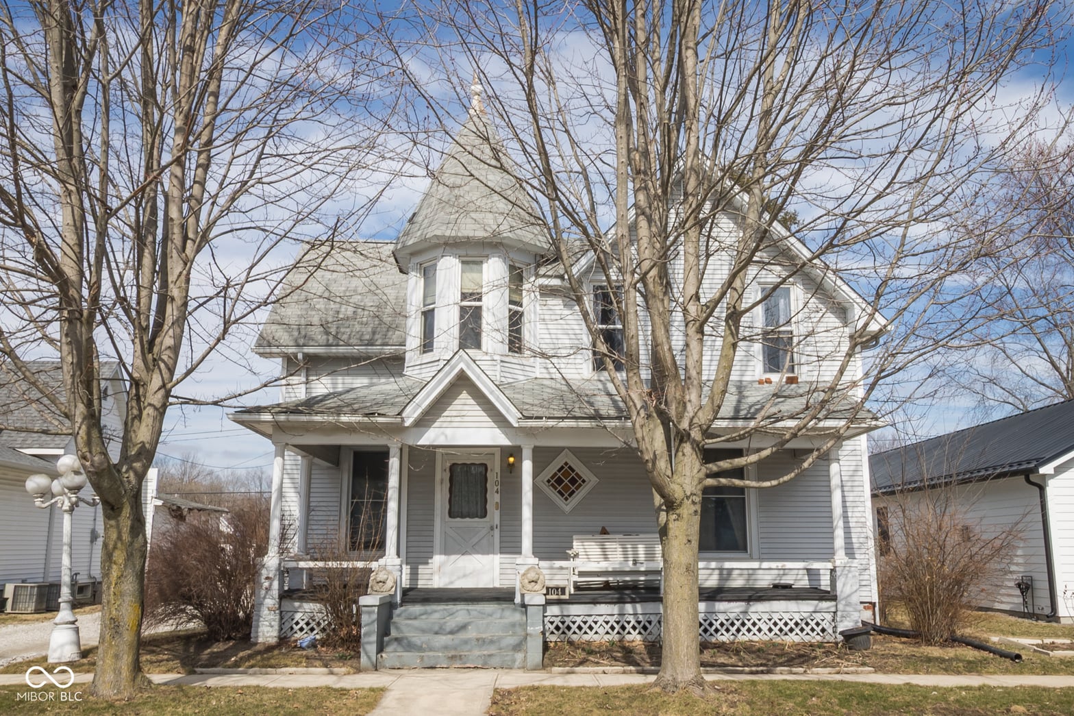 Photo of 104 E Washington Street, Roachdale, IN