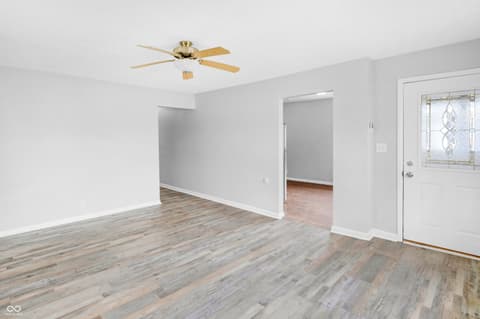 Foyer at 1425 Edgecombe Avenue, Indianapolis, IN
