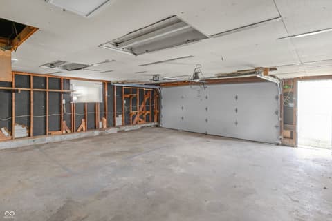 Garage at 1425 Edgecombe Avenue, Indianapolis, IN