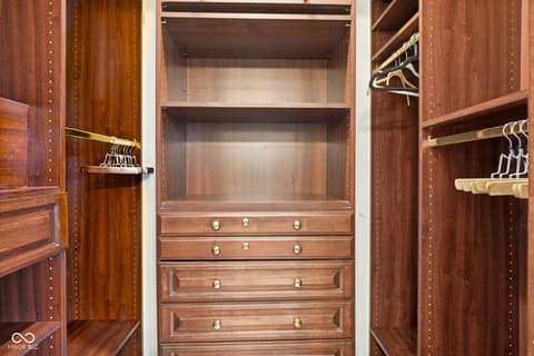 Walk In Closets — 4407 Moss Ridge Lane, Indianapolis, IN