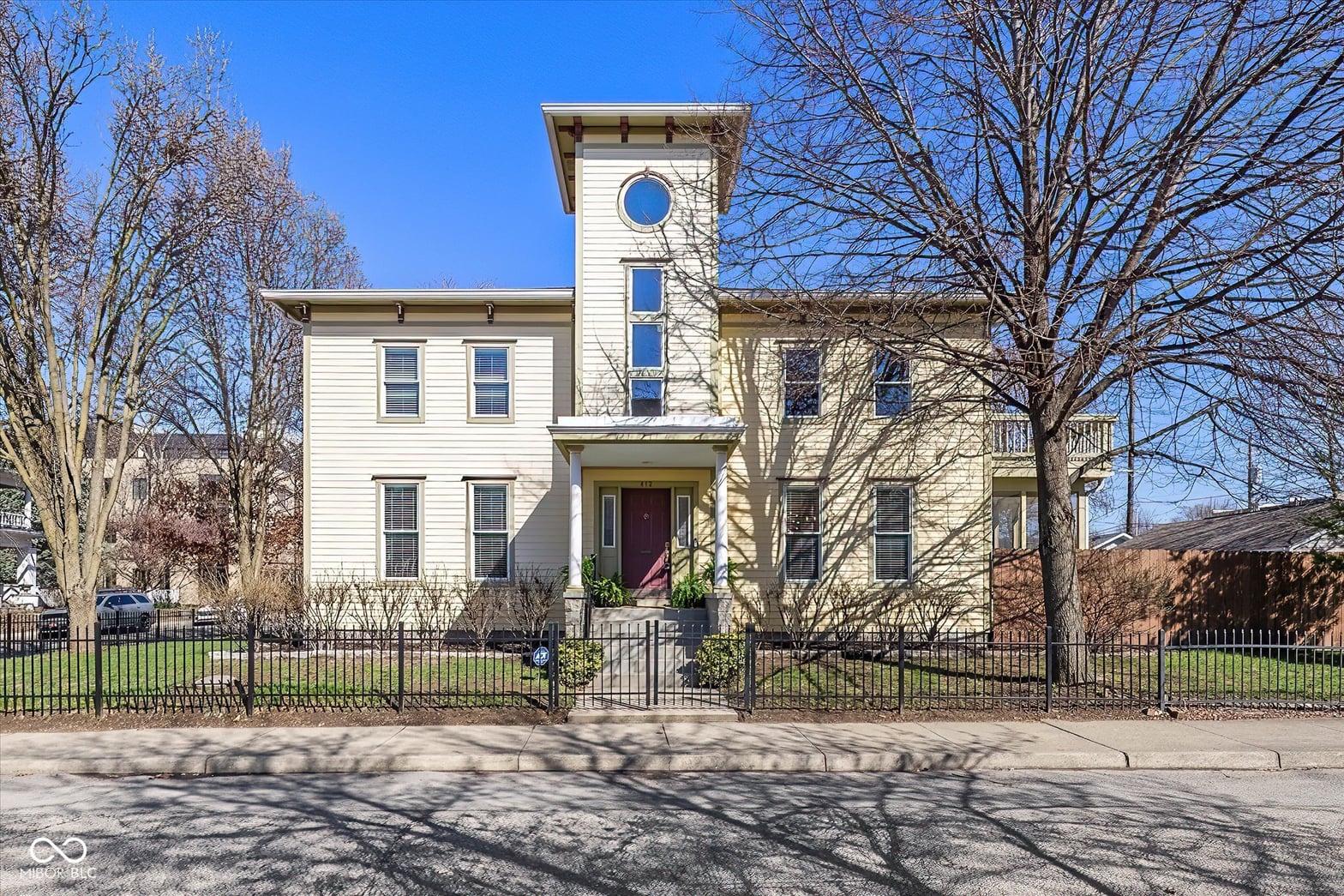 Photo of 412 E 15th Street, Indianapolis, IN
