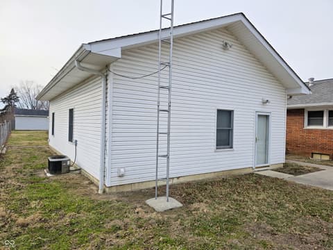 Photo of 211 Cindy Lane, Crothersville, IN