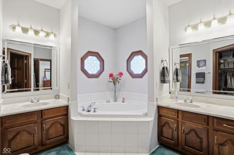 Photo of 6010 Fawnwood Drive, Greenwood, IN