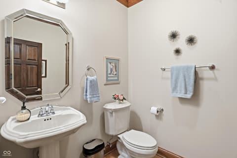 Photo of 6010 Fawnwood Drive, Greenwood, IN