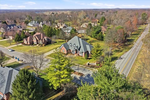 Photo of 6010 Fawnwood Drive, Greenwood, IN