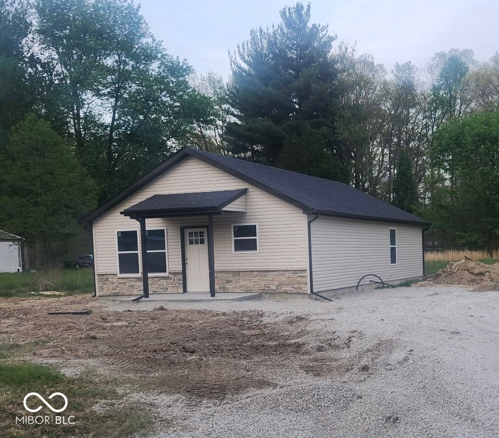 Photo of 721 Country Manor Street, North Vernon, IN