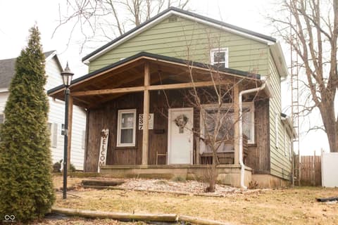 337 W 10th Street