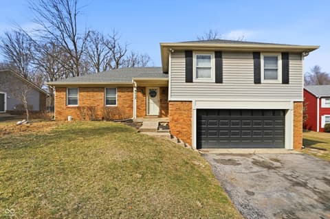 938 Elmwood Circle