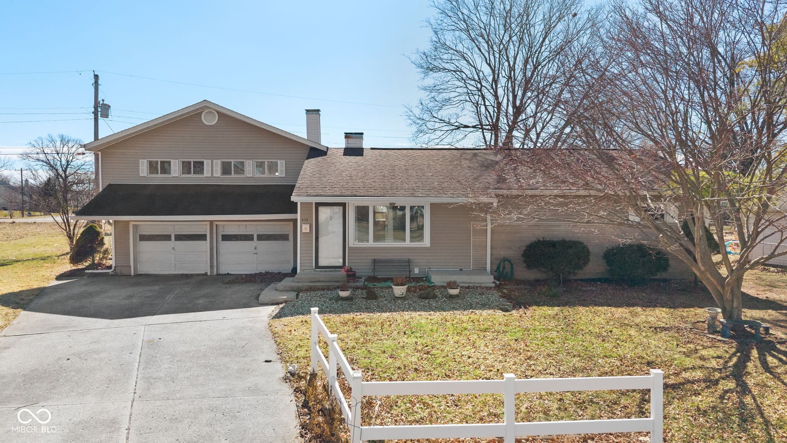 Photo of 638 Maple Court, Brownsburg, IN