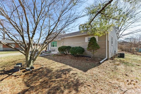 Photo of 638 Maple Court, Brownsburg, IN