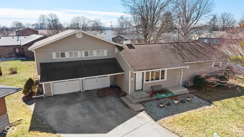 Photo of 638 Maple Court, Brownsburg, IN