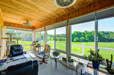 Bonus room at 4297 W Division Road, Crawfordsville, IN