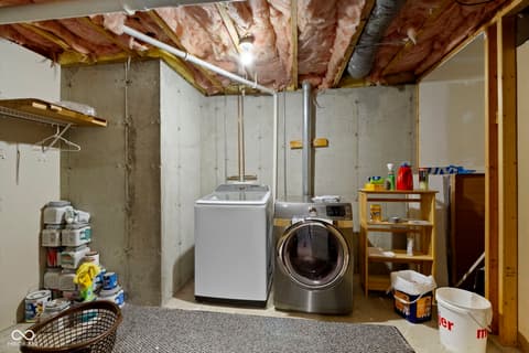 Laundry room at 8778 N Deer Crossing Boulevard, McCordsville, IN