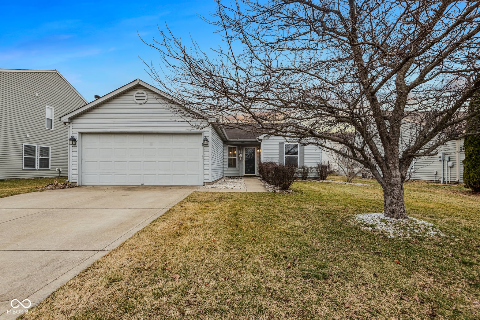 Photo of 687 Hickory Pine Drive, New Whiteland, IN