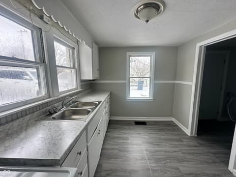 Photo of 2415 E 9th Street, Anderson, IN