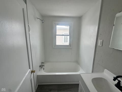 Photo of 2415 E 9th Street, Anderson, IN