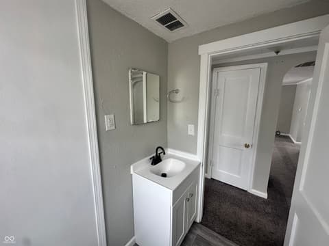 Photo of 2415 E 9th Street, Anderson, IN