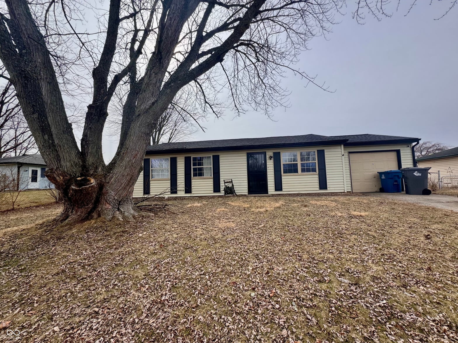 Front exterior at 1137 Gulf Drive, Indianapolis, IN