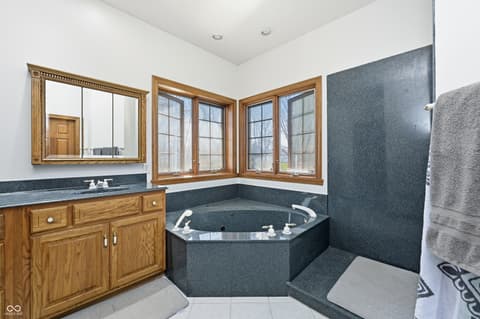 Photo of 7891 W Whiteland Road, Bargersville, IN