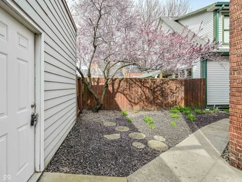 Photo of 549 Fletcher Avenue, Indianapolis, IN