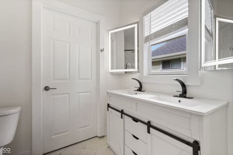 Photo of 621 N Grant Avenue, Indianapolis, IN