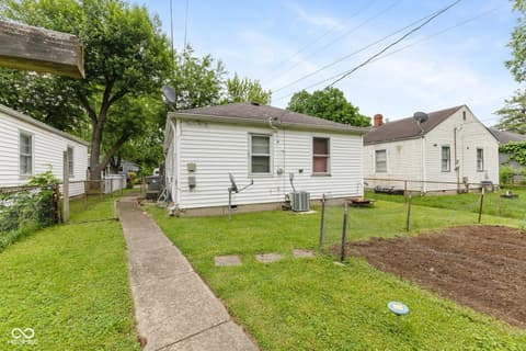 Photo of 1116 N Berwick Avenue, Indianapolis, IN