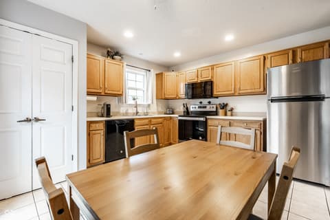 Kitchen at 450 E Pine Ridge Drive, Westfield, IN