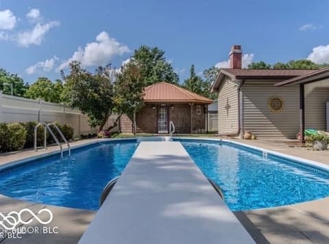 Pool at 98 E Meadow Glen Drive, Brazil, IN
