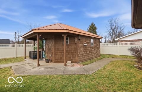 Out Buildings — 98 E Meadow Glen Drive, Brazil, IN