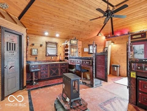 Bar — 98 E Meadow Glen Drive, Brazil, IN